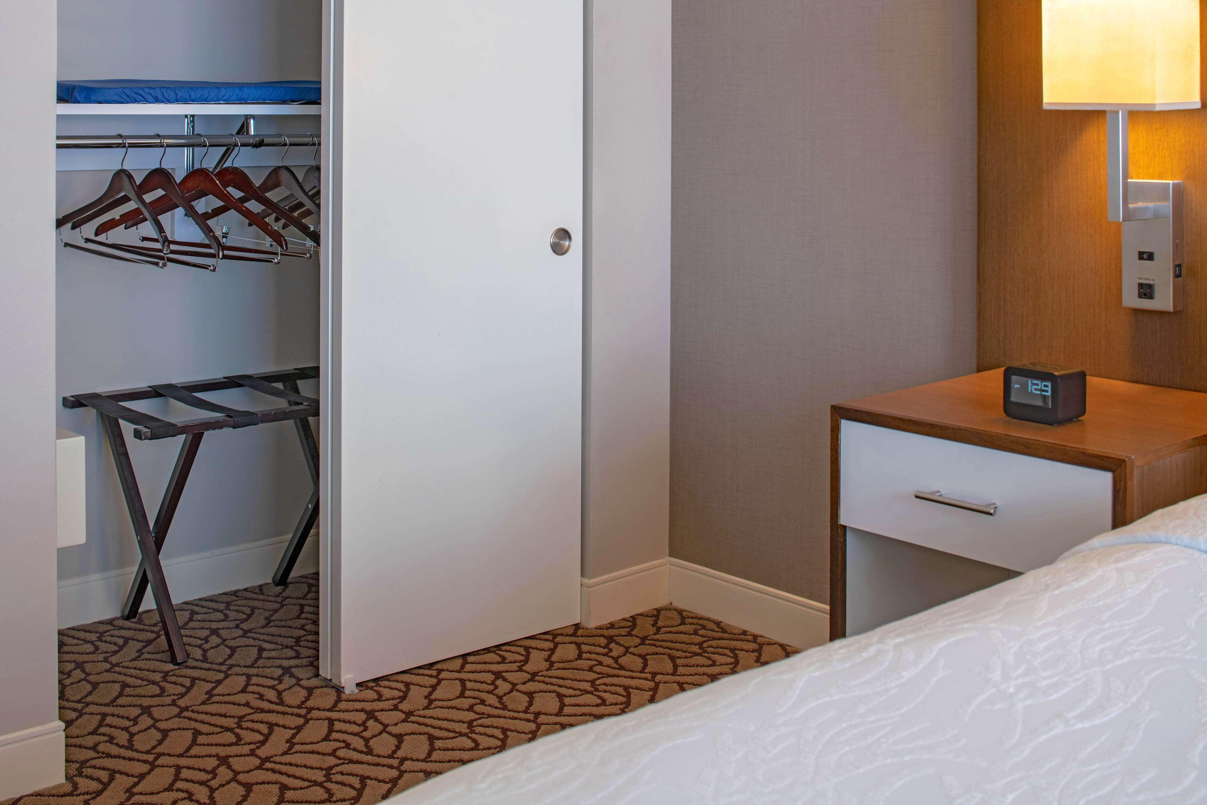 Hilton Garden Inn Downtown Dallas Exteriör bild