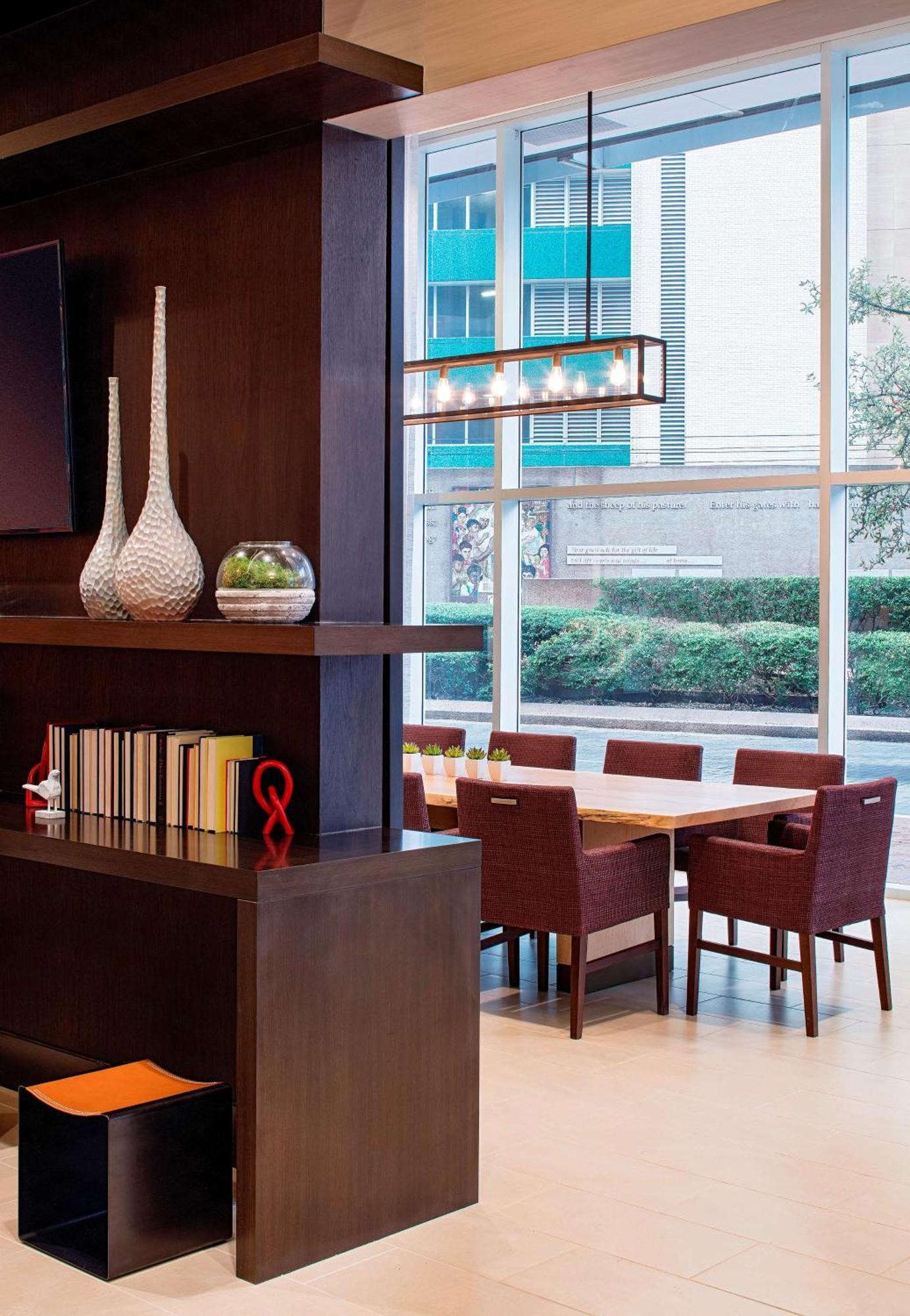 Hilton Garden Inn Downtown Dallas Exteriör bild
